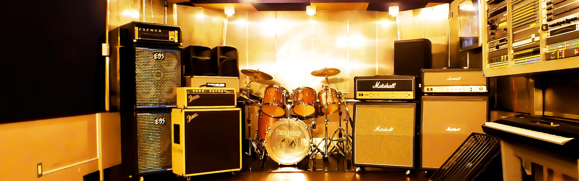 スタジオパークサイド